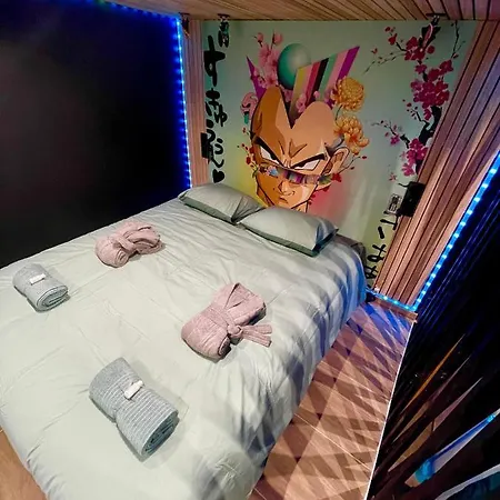 Apartmán Capsule Manga - Jacuzzi - Billard - Nintendo Switch - Netflix